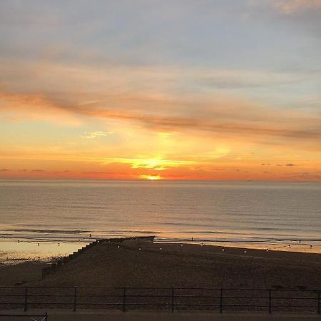 Skippers View Sunny Balcony Eastbourne Bagian luar foto