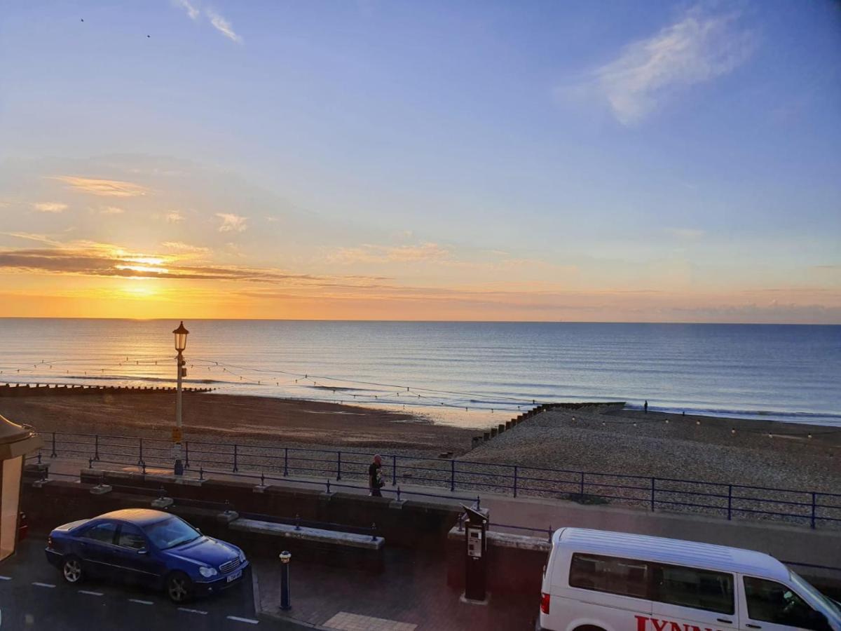 Skippers View Sunny Balcony Eastbourne Bagian luar foto